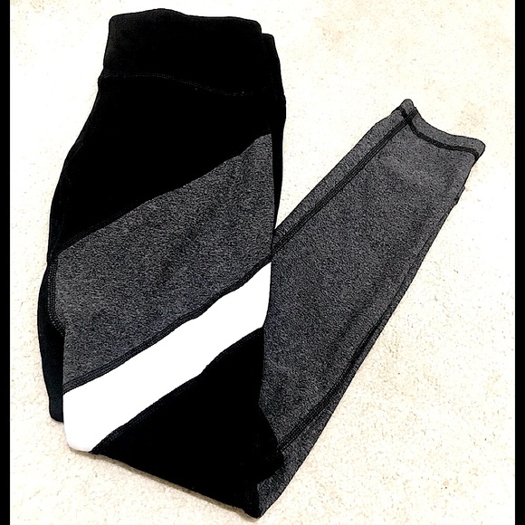 🆕🔥REFLEX 90 DEGREES VERY CUTE LEGGINGS/STYLISH&VERY SOFT!! NWOT!! - Picture 2 of 10